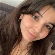 studentessa di economia offre il proprio aiuto nel seguire bambini/ragazzi nello studio / svolgimento dei propri compiti